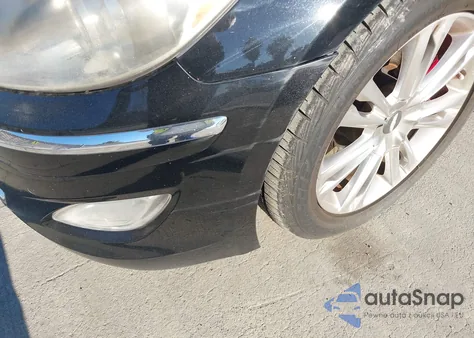 2012 Hyundai Genesis 4.6 z USA, uszkodzony, nr VIN KMHGC4DF9CU160852